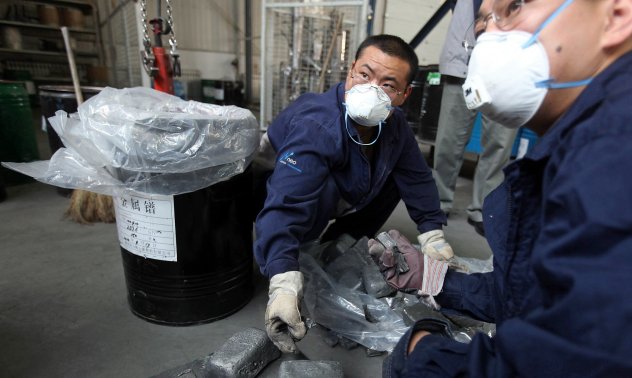 Китай събира "злодеите" от Менделеевата таблица в лоша поличба за 21-ви век