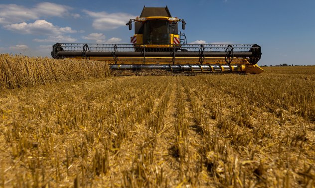 САЩ въвеждат мита върху земеделски култури, докато вносът на храни експлодира