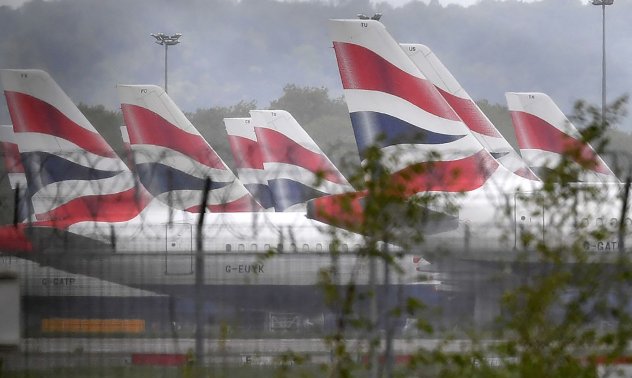 САЩ отмениха забраната за пътуване за туристи от 33 държави