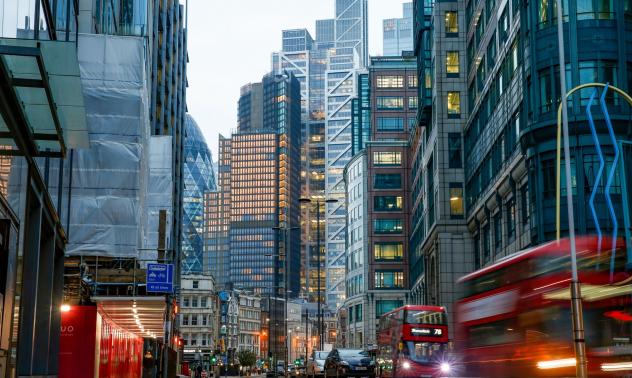 Първа, малка крачка към регулиране на финансовите услуги след Brexit