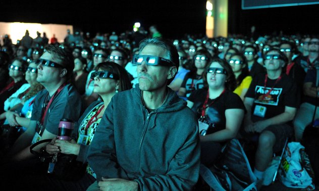 Apple ще харчи 1 милиард долара годишно за филми, с които да пробие в кината