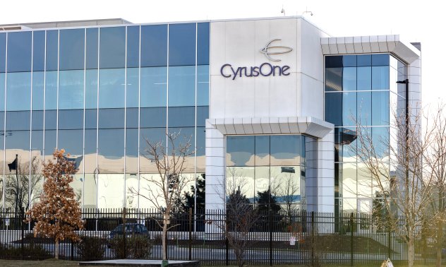 Как световните пазари спряха заради център за данни в предградията на Чикаго