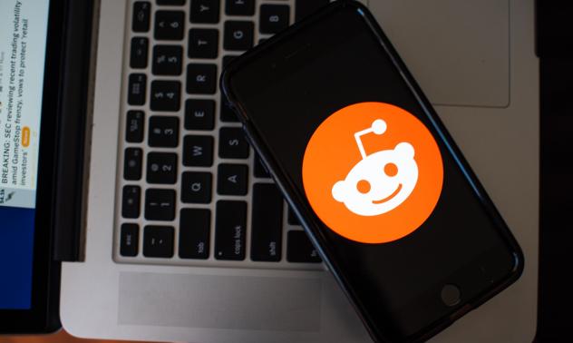 Главният финансов директор на GameStop подава оставка месец след лудостта около Reddit 