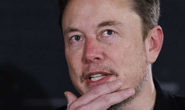 Подкрепата на Елон Мъск за антисемитски пост предизвика бурни реакции