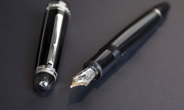 Първото AI устройство на Джони Айв? Много вероятно да бъде писалка.