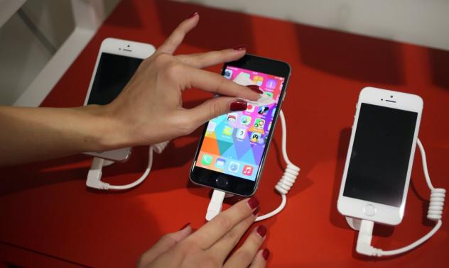 Пореден спад на приходите на Мтел