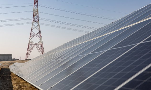 Китайските рафинерии харчат много, за да извлекат ползи от бума на чистата енергия