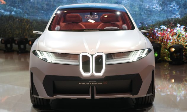 Анти-Tesla: Neue Klasse на BMW e дългосрочен план за битката при електромобилите