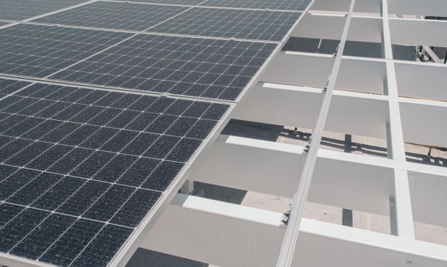 Зелените облигации имат голяма преднина пред дълга, свързан с изкопаеми горива