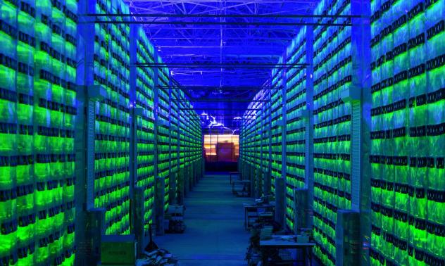 Иран временно забрани копаенето на криптовалути заради енергийна криза 