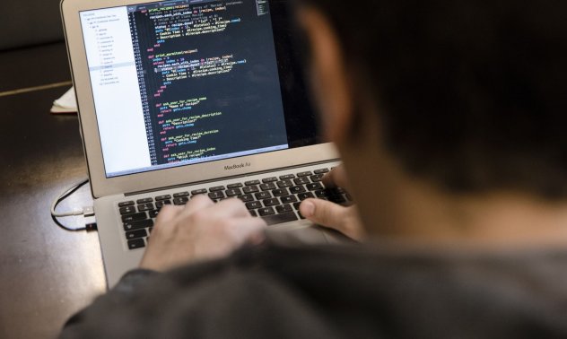 Малта се опитва да се включи в глобалната надпревара за изкуствен интелект