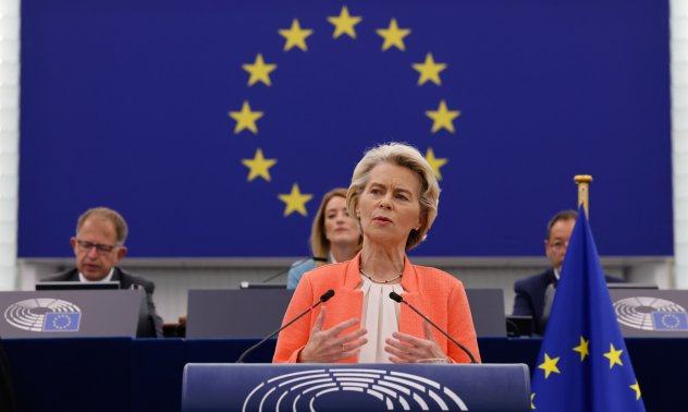 ЕК официално прекратява Механизма за сътрудничество и проверка за България и Румъния