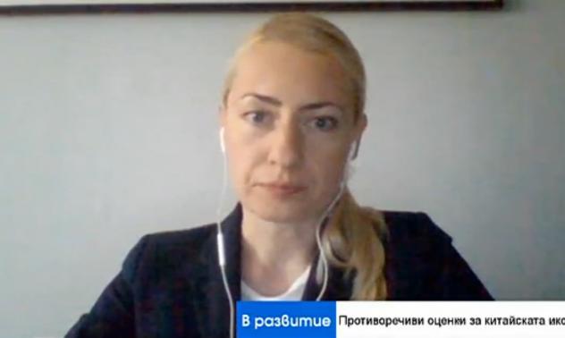 Акциите в Европа и еврото поскъпват след сигнали за започнало възстановяване в региона