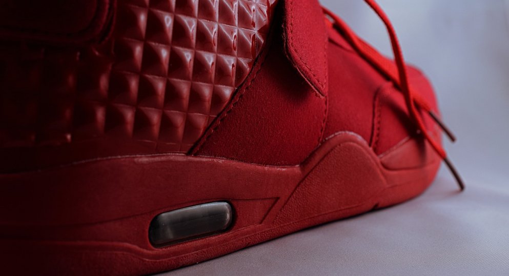 Една парижка марка прави "зелените" маратонки да изглеждат готини