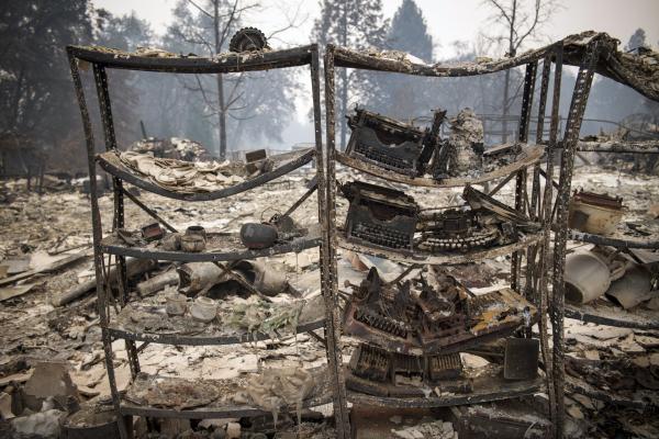 <p>Горски пожари в Парадайс, Калифорния. 13 ноември 2018. Photographer: David Paul Morris/Bloomberg.</p>
