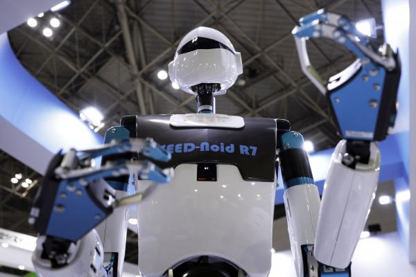 <p>SEED-Noid R7 на THK Co. на изложението за роботи International Robot Exhibition, Токио, 29 ноември 2017, Photographer: Kiyoshi Ota/Bloomberg.</p>
