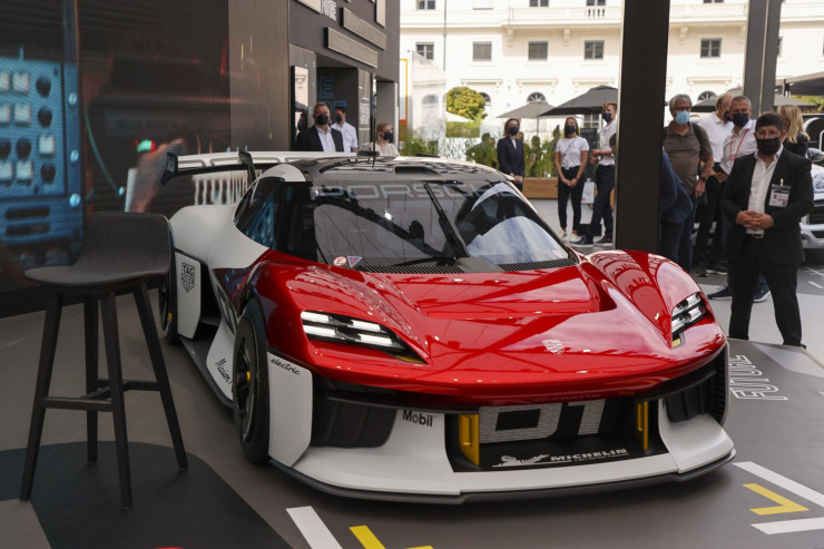 автомобили на